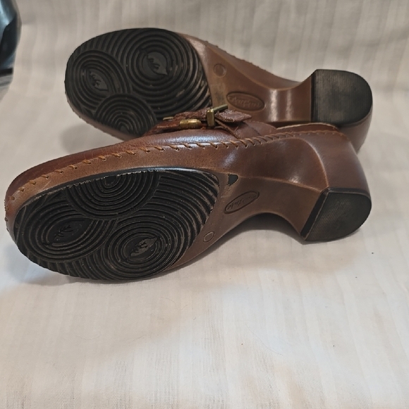 Nurture Brown Leather Clogs with Braided Detail and Buckle 8 - Picture 4 of 4